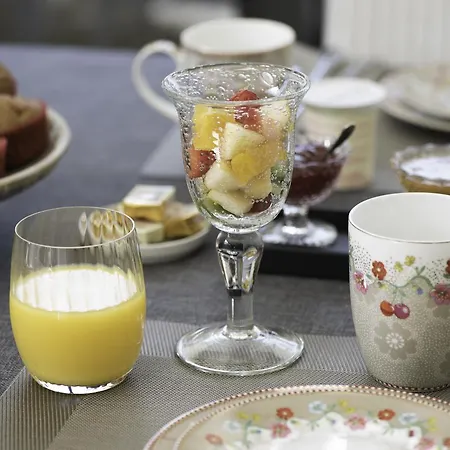 A L'ombre Des Pins Bed & Breakfast 3*