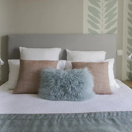 A L'ombre Des Pins La Baule