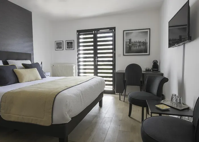 Bed & Breakfast A L'ombre Des Pins