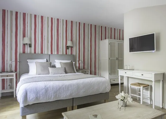 Bed & Breakfast A L'ombre Des Pins