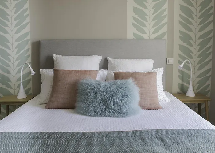 A L'ombre Des Pins La Baule