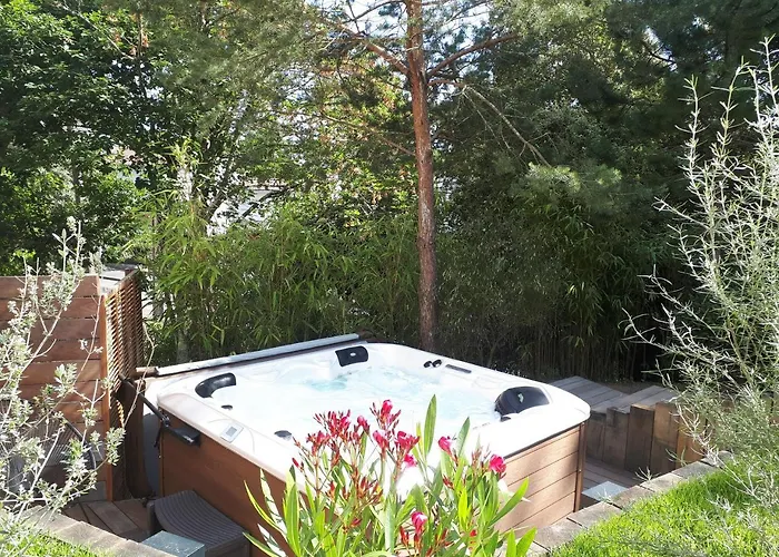 Bed & Breakfast A L'ombre Des Pins